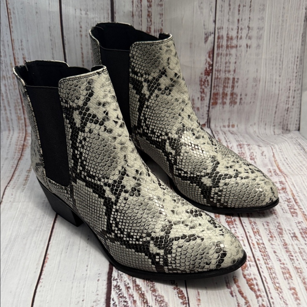 Esprit Leather Snakeskin Pattern Ankle Boots 11 - Picture 2 of 14